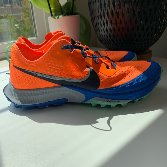 Size 8 - Nike Air Zoom Terra Kiger 7 Total Orange 2021 - Picture 5 of 9
